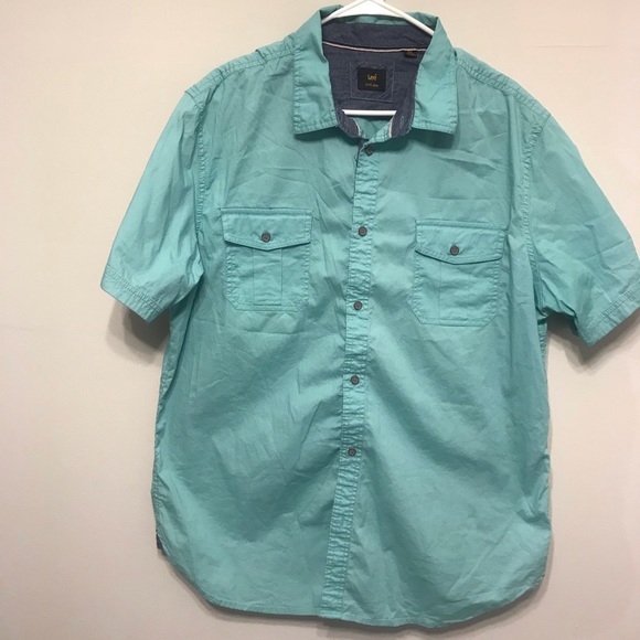 Lee -Short sleeve button down - Picture 1 of 1